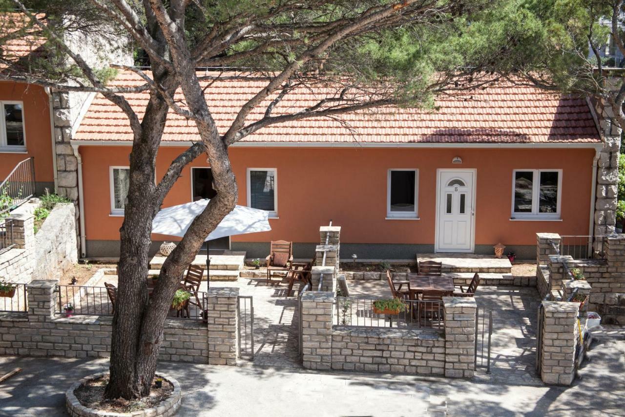 Apartment And Mobile Homes Makarska